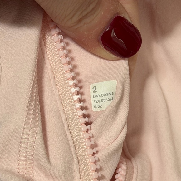 Lululemon Define Jacket - Picture 4 of 4